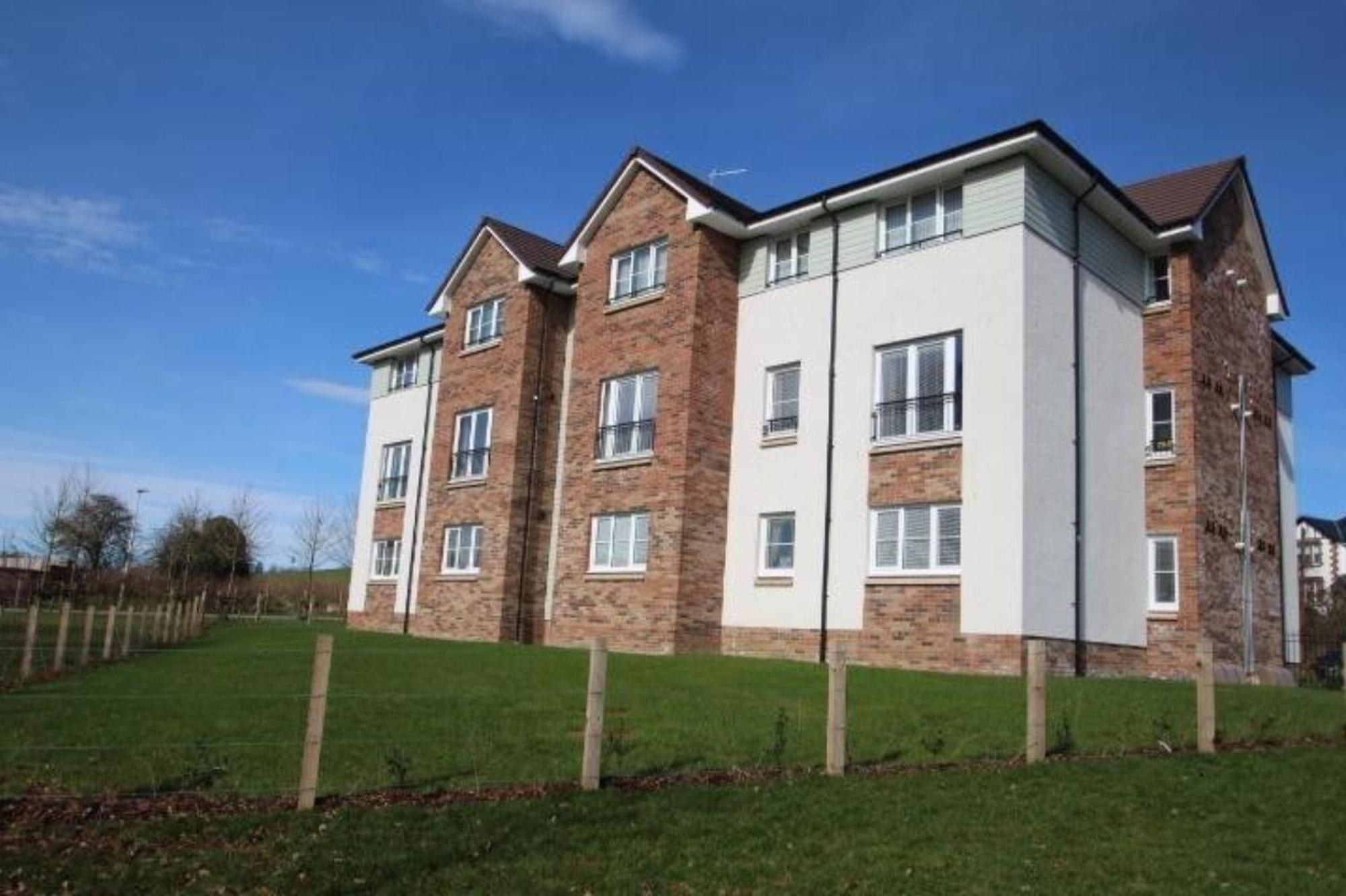 2 Bedroom Luxury Flat In Quiet Village Of Bishopton Bishopton  Extérieur photo